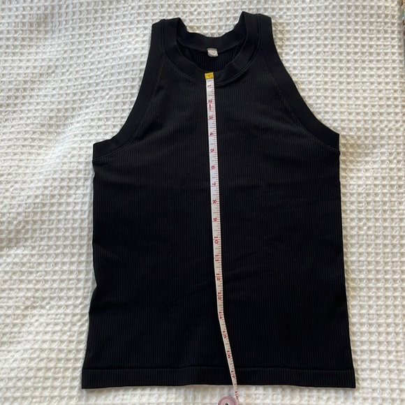 RENEW SEAMLESS RACERBACK TANK - Picture 7 of 8